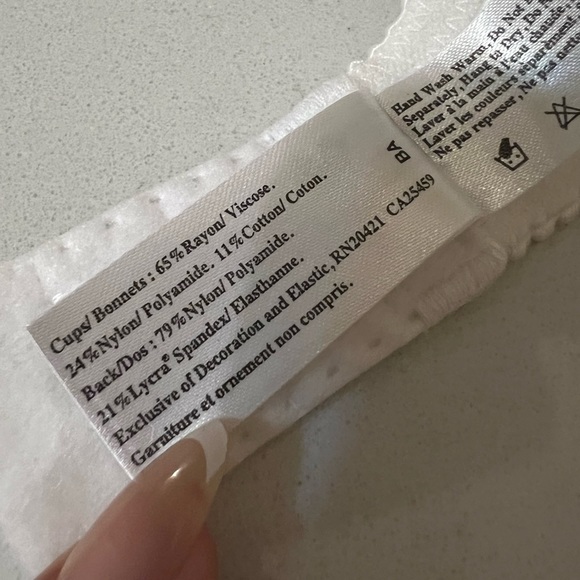 Wacoal Arabesque Underwire Bra Bundle (2) Black and White Size 32 D Semi Sheer - Picture 8 of 13